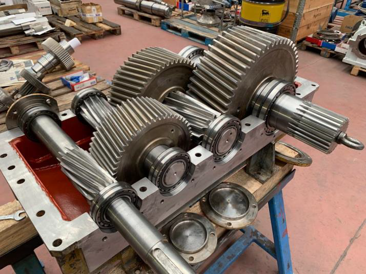 Gearbox CMB for overhead crane translation for Italcementi Tavernola