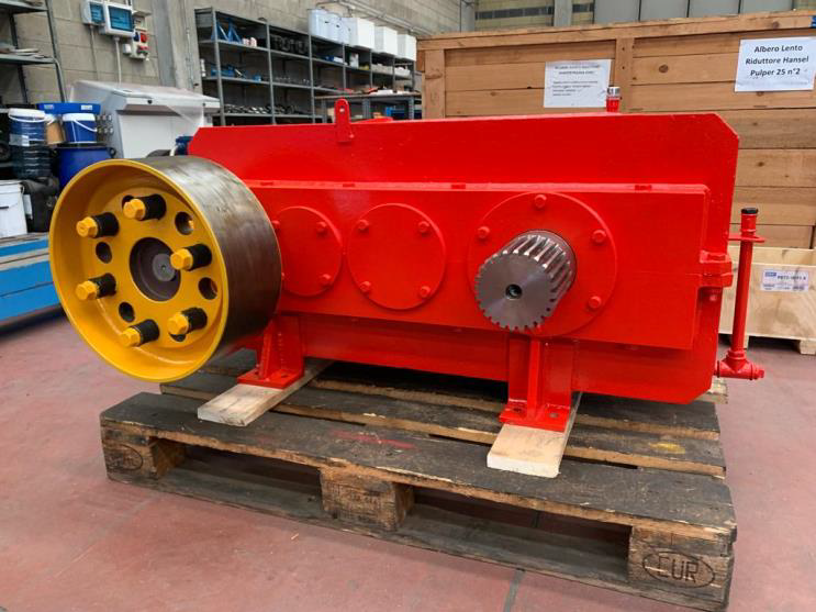 Gearbox CMB for overhead crane translation for Italcementi Tavernola