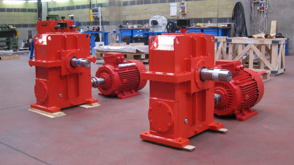 MGS Gearbox with worm screw and helical wheel for cooling plate for Vinton Steel