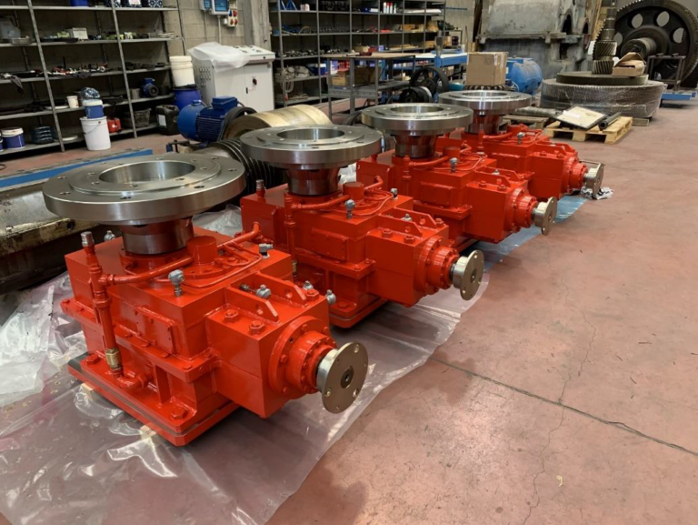 Orthogonal Axis Gearboxes for Cooling Towers