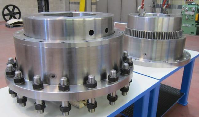 Teeth coupling for hot rolling for AHMSA